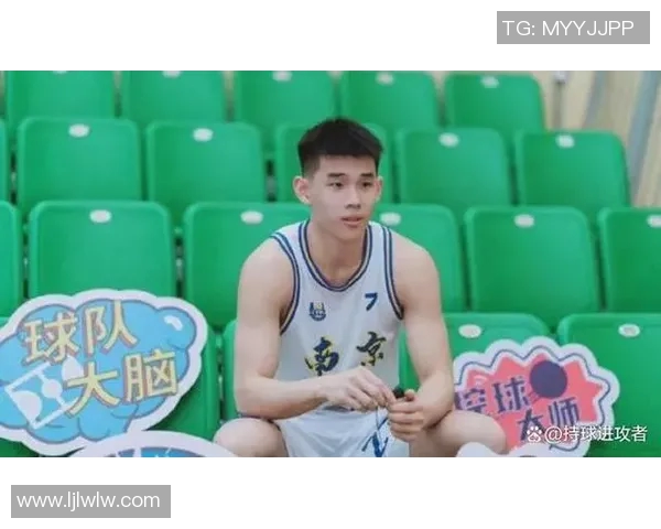 林葳的成长之路：从青涩学子到职场精英的蜕变历程