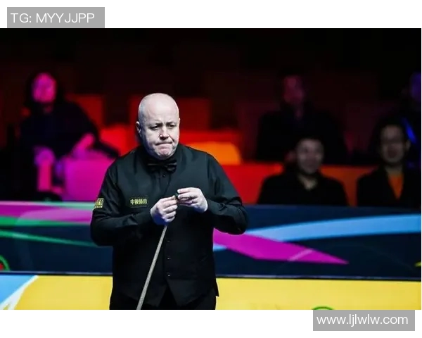 希金斯与科洛科洛的精彩对决揭示足球战术与团队协作的完美结合