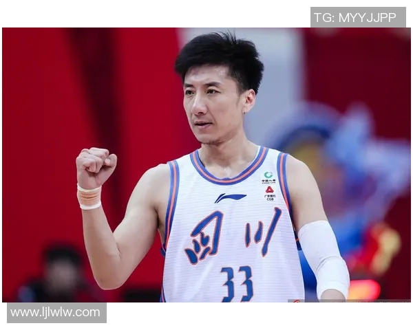 韩硕：从篮球新星到职业生涯转折的奋斗历程与未来展望