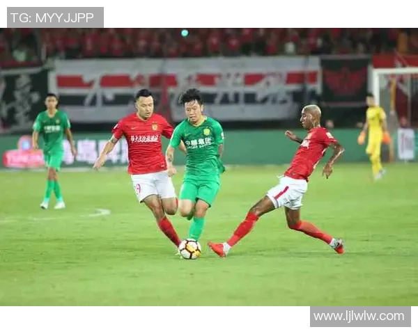 国安与恒大激战黄博文表现抢眼引发球迷热议