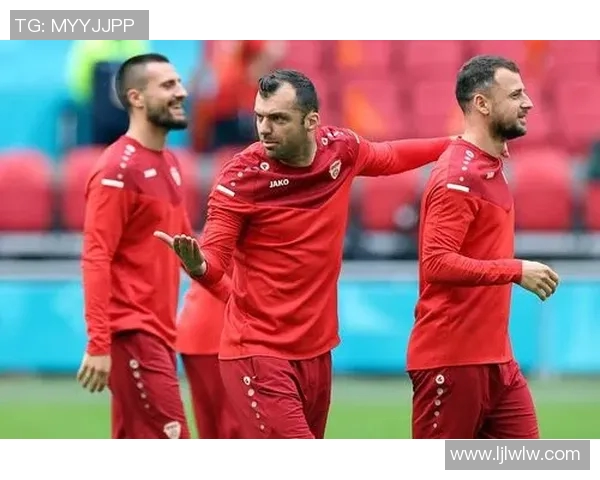 基尔梅对阵科隆竞技的比赛结果分析与精彩瞬间回顾 基尔梅对阵科隆竞技的比赛结果分析与精彩瞬间回顾